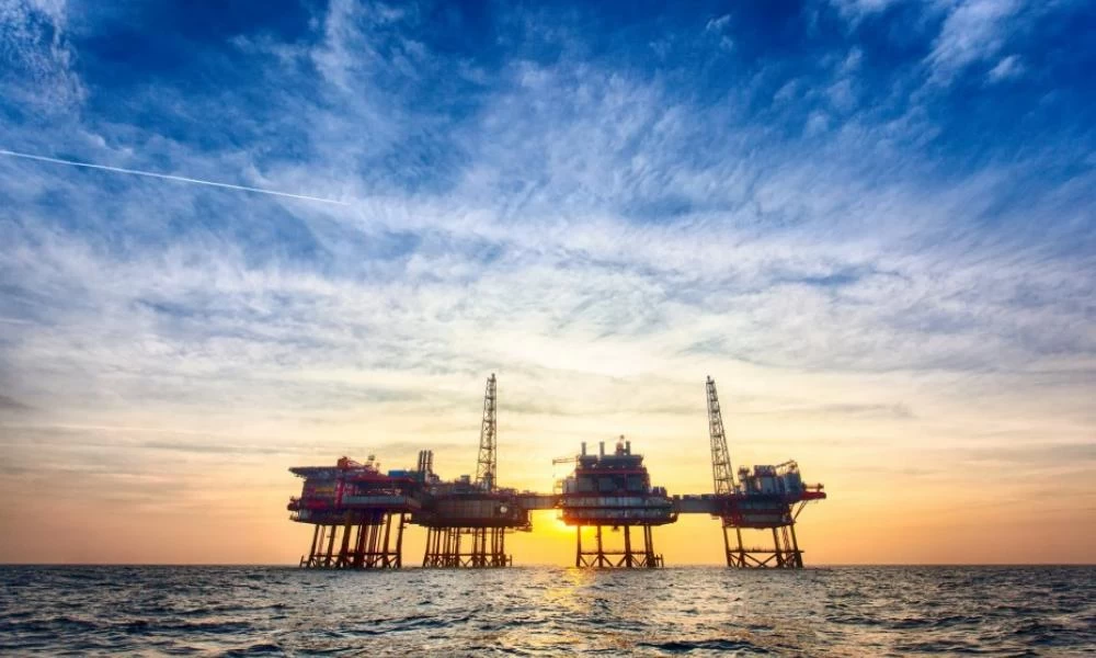 Μικρές απώλειες κατέγραψαν οι τιμές του πετρελαίου σήμερα